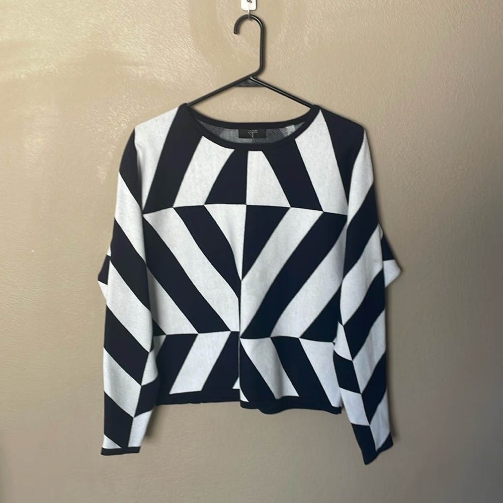 Tahari Sweater